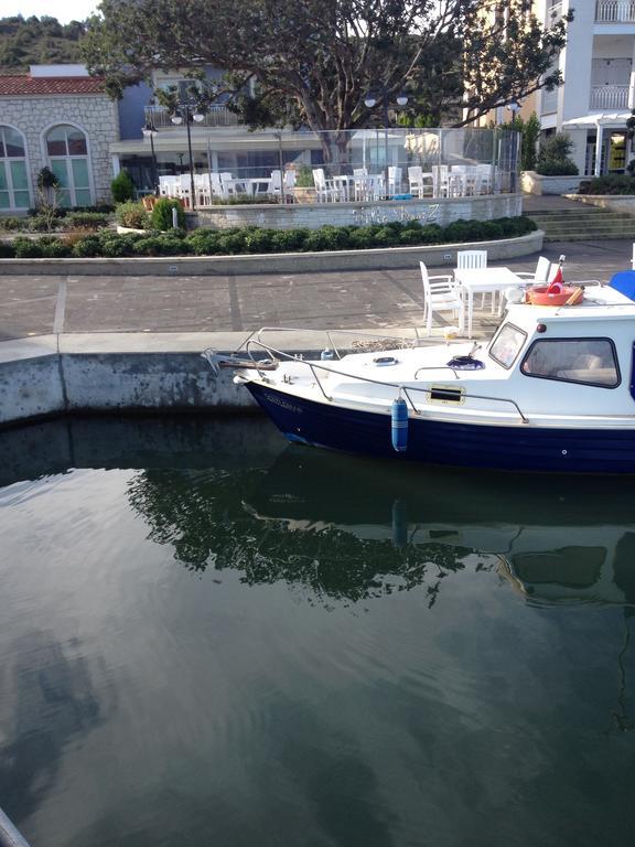 Port Villa Deniz 알라카티 외부 사진